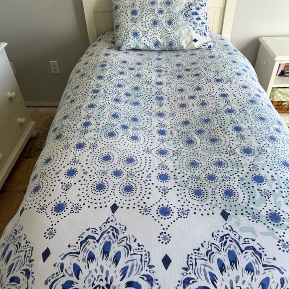 Pottery Barn PB Teen Kelly Slater Ocean Blue Floral Duvet Cover TWIN Sham - Picture 8 of 10